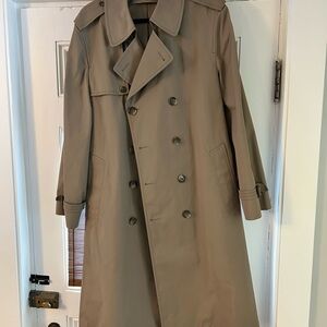 Vintage Classic London Fog Men’s Tan Trench Coat